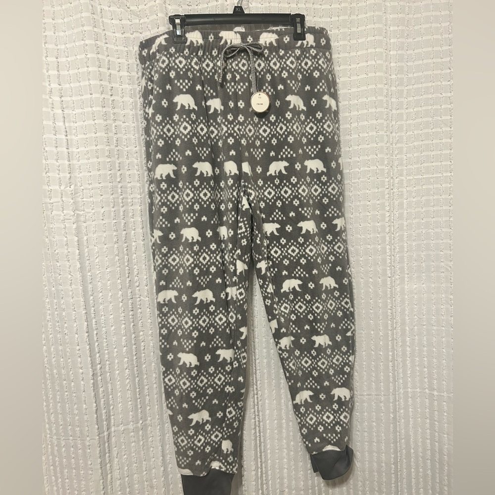 Falls Creek Women’s Large Gray Polar Bear Patterned Pajama Pants NWT